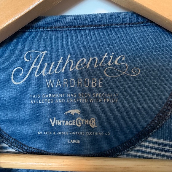 Jack and Jones Tee Shirt - Picture 3 of 5